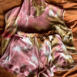 BLUE BLUSH LOS ANGELES